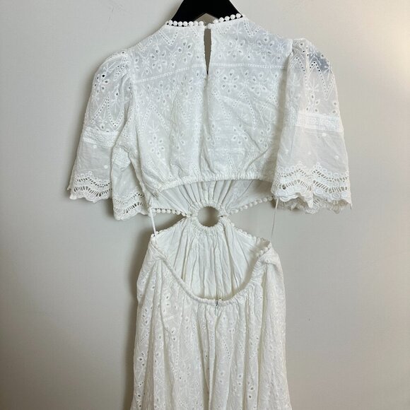 PETAL & PUP Merletto Short Sleeve Cutout Eyelet Maxi Dress in White Size Small - Picture 9 of 15